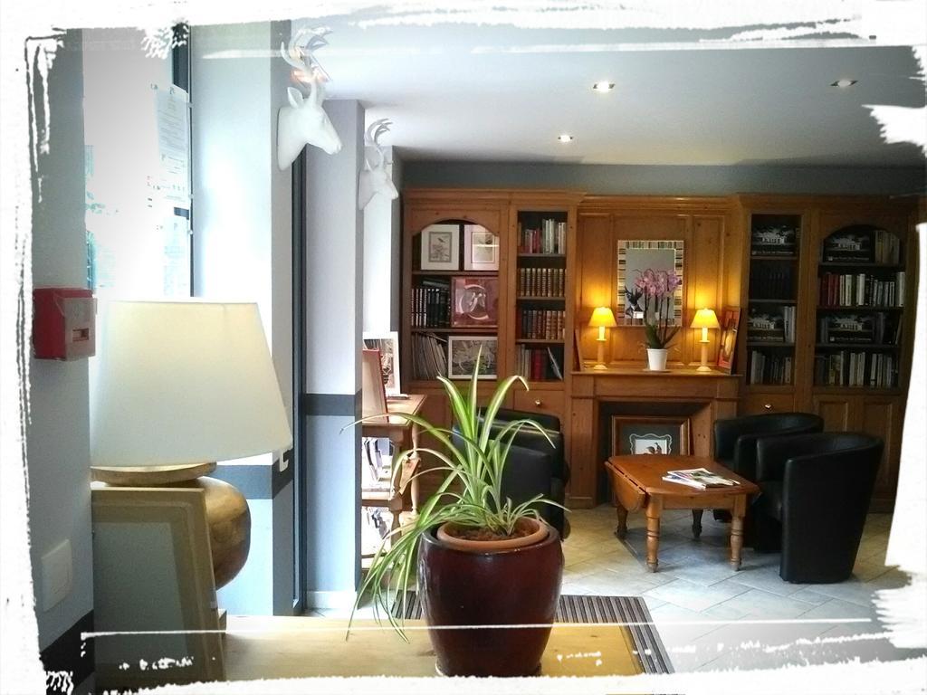 Residence Hotel Les Ducs De Chevreuse Avec Hebergement, Repas & Pdj, Seminaire, Bureau & Parking Экстерьер фото
